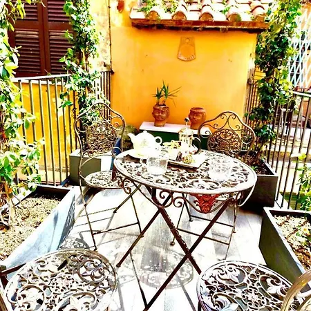 Pop Chic Frattina * Roma